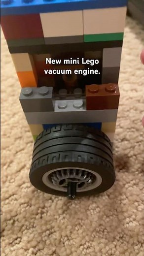 Running Lego vacuum one cylinder with 2x2 piston.