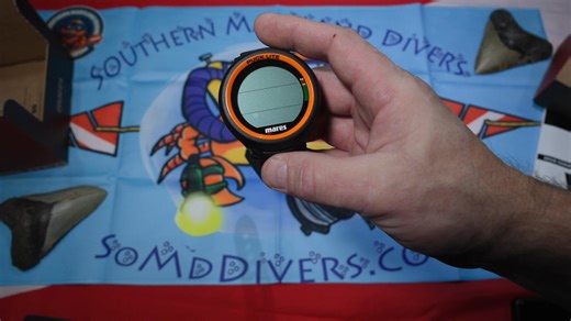 Unboxing and product review of the MARES - just add water - Puck Lite dive computer. Mares Puck Lite Dive Computer Unboxing & Full Review | Entry-Level Scuba Gear 2026 Description: Unboxing and honest review of the Mares Puck Lite Dive Computer (Model 414172) — a lightweight, beginner-friendly scuba diving wrist computer designed for recreational and entry-level divers. We open the box, walk through setup, test key features like nitrox compatibility, Bluetooth dive log syncing, and intuitive one