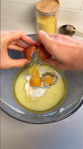 Healthy Cornbread Recipe (No Butter, Refined Sugar Free)