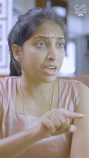Pondatti Eppavum Purushan Veetu Aalungala Mathika Matanga...!👩🏻🤦🏻‍♂️ #Marriage #marriedlife #women #couples #wifey #2k #husbandandwife #funny #fights #husband #genz #90s #angry | Roll The Reel