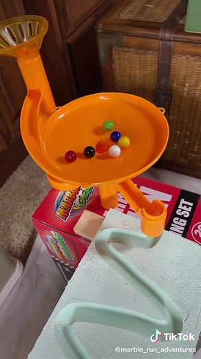 Marble Run for Bingo the Farmer’s Dog | Musical Fun for Kids