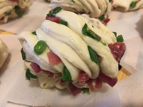 How to Make Steamed Chinese Flower Buns (花卷) Simple Recipe