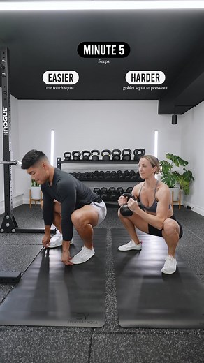 5 Minute Hip Mobility! Try out this sequence before your next lower bo...