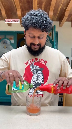 Indiranagar has a new obsession — and it’s the most budget-friendly bar Bengaluru has ever seen. Quarter Peter serves exactly what the name promises: liquor in a quarter bottle and food in quarter portions… starting at just ₹70. The fun part? You can try everything without burning your wallet — and their chicken items are so good, I’ve genuinely become a fan. Whisky, rum, vodka, brandy… all in quarter bottles, all at crazy low prices. You can even mix your own DIY cocktails . The vibe is vibrant