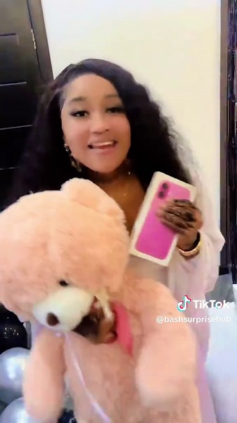 We work according to ur budget #giftideas #surprisegift #birthdaygift #balloondecor