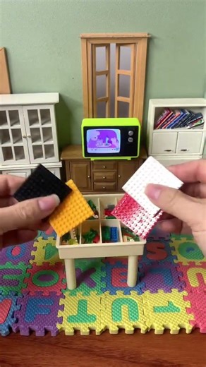 Mini kitchen minimal building block table Mini kitchen mini food toy