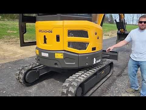 New! GroundHog BH40D Track Excavator