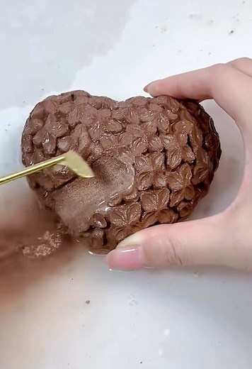 Discover the World of Squishy Toys and ASMR