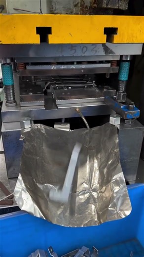 Our punch and die sets are optimized to minimize burrs and deformation