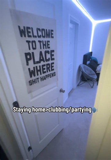 If Ian at work or getting food I’m at HOME🏡🙌🏾 #home #minifridge #bedroom #blessed