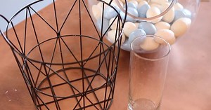 DIY Farmhouse Centerpiece