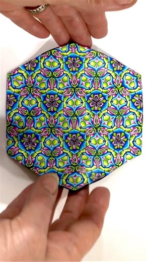 So I changed the remaining polymer clay square cane into a triangular shape instead, what do you think? I definitely prefer it like this. Not sure if I can remember the process I used though 🤣😂 too busy experimenting and having fun to take note of what i was doing 😉 Which do you prefer, this one or the square one? #polymerclaycanes #tutorial #oddlysatisfying #havingfun #patterns | Fiona Abel-Smith/PolyOriginals