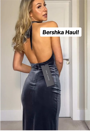 All on my L.T.K en my bıo🤓 but the camera quality was clearly not coz but BERSHKA haul because I luv it …