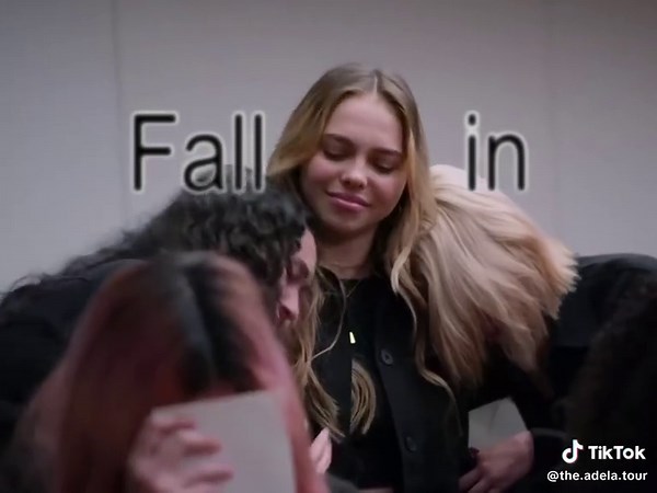 Adéla: Fall in Love Again and Again