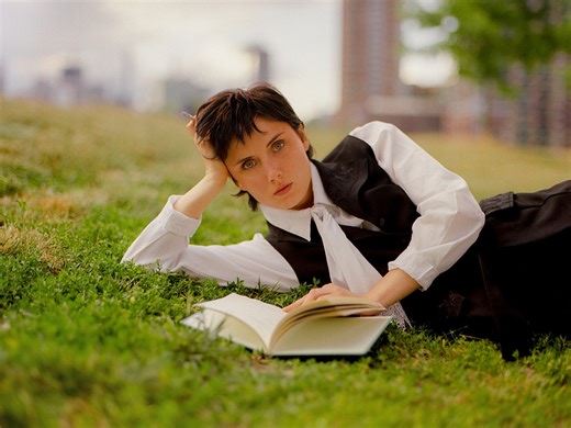 Katy Kirby shares new single 'Hand To Hand'