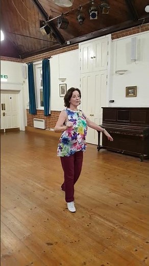 Baroque Dance - Lesson 13 - Combining 3 steps