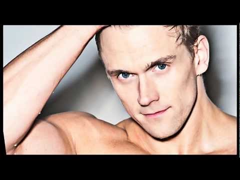 Gotta Dance! Broadway Dancer Adam Perry's Broadway.com Photo Shoot