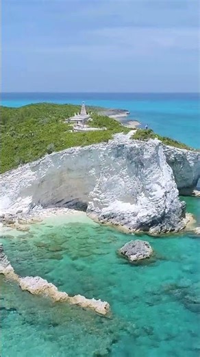 Welcome to Bahamas | Pink Beaches & Underwater Paradise 🏝️ #buildingwonders #luxurylife