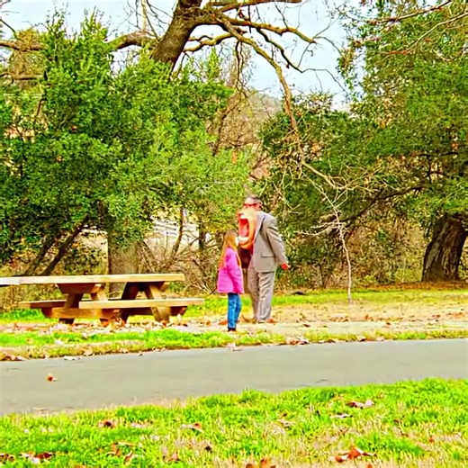 #edit #aura #respect #foruyou #PakistaniDrama #itsnajeeb007 #DramaZone #Official #Pakistani #ForYou #ViralVideo #TikTokPakistan #Official #ITS_NAJEEB_007 #ExposePoint #Team7Bro #FYP #RelatableContent #DramaticStory #EmotionalScene #ViralPakistaniDrama #GrowTogether #exposepoint #team7bro #foryoupage #foryou #account #grow #video #viral