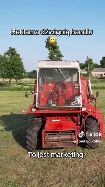 Witam mam na sprzedaż kombajn Bizon Z056 , żniwa 2025 skończył bezawaryjnie , rok produkcji koniec 1984 (nowszy typ) , Służył niezawodnie w gospodarstwie rodzinnym. Regularnie konserwowany i garażowany, po każdych żniwach dokładnie czyszczony i przedmuchiwany na sucho . Nigdy nie jeździł na usługi.Na bieżąco było wszystko robione i wymieniane w tamtym roku była założona nowa kosa, bagnety i główki. Praktycznie pierwszy właściciel, kupiony od wujka. Sprzedaje z powodu kupna większego. Kombajn ube