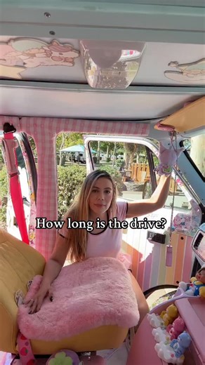 This trend but parked since you all want me to be safe 🥰💕 Passenger Princess 👑✨ #ilsefied #daisyanddukevintagetrailers #passengerprincess | Ilse Thalia Massey