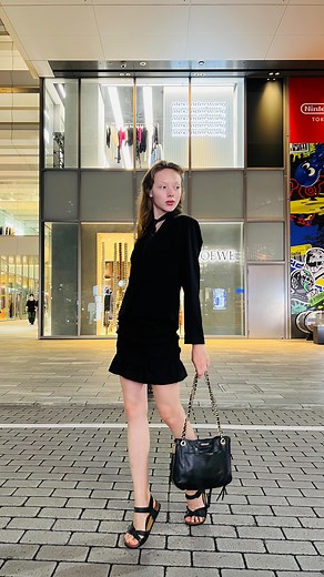 YASU on Instagram: "ファッションモデルのアンナとインタビュー動画を撮影しました。彼女は日本に来て4ヶ月で、日本に来る前はトルコやギリシャ、ドバイ、韓国など様々な国でモデルとして仕事をしていたそうです。今は日本での生活を存分に楽しんでいるようで良かったです。撮影協力ありがとうございました。この動画のフルVer.は後日YouTubeに投稿予定です。ぜひ彼女のInstagramのフォローもお願いします！ @_ann__angel__ I interviewed a fashion model Anna, from Russia. She came to Japan 4 months ago. She was modeling in Turkey, Greece, Dubai, and South Korea. She seems to be enjoying her life in Japan. Thank you for the shooting! She is very kind and cooperative. I will upload the full vers