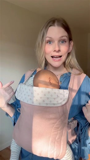 How to put on your Solly Soft Buckle Carrier and ensure baby is safely positioned in it. 🤍 A few things to note as you get started: - The Soft Buckle Carrier features an apron-style waistbelt. When you clip on your waistbelt, the panel should hang over it like an apron—with the printed side facing out and resting against baby once they’re placed inside. - Adjusting the seat for baby’s hips is simple: no buttons, snaps, or Velcro. Just scrunch and go. - When securing the cross straps, pull them