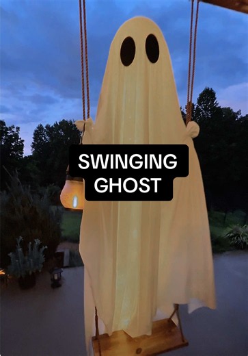 👻🎃This 5 foot hanging ghost is such an easy way to make your porch, tree, or entryway look spooky without doing a ton of decorating. #HangingGhost #HalloweenDecor #OutdoorHalloweenDecor #SpookySeason #HalloweenDecorations