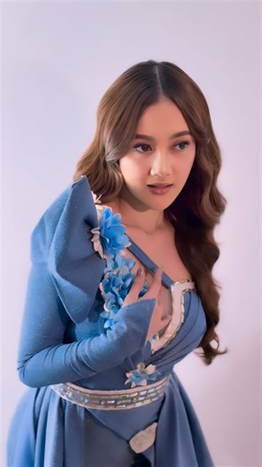 Veni Nurdaisy on Instagram: "Dibuang sayang😜"