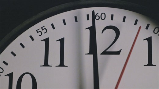 When does daylight saving time begin? The moment to shift clocks forward is near