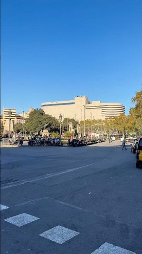 Barcelona Spain: A Magical Stroll Through Plaça de Catalunya in 4K - Barcelona, Spain