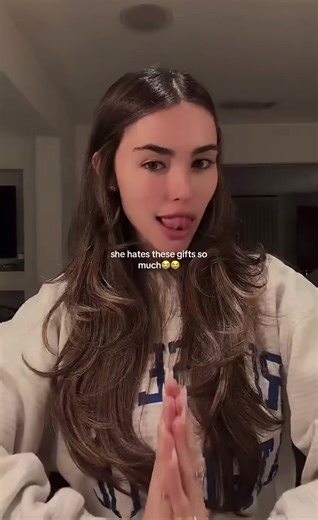 pls i love her sm @madison beer #madisonbeer #locket #fyp #viral #foryoupage