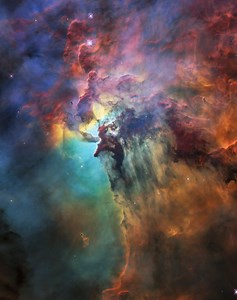 Lagoon Nebula Dazzles in Hubble Telescope's 28th-Birthday Photos