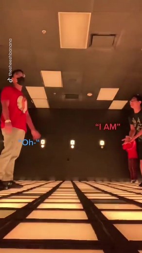 Color Blind Test Prank on Friend Goes Wrong