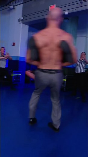 It’s on! #Cesaro accepted #SethRollins’ challenge for #WrestleMania! #WWE #SmackDown