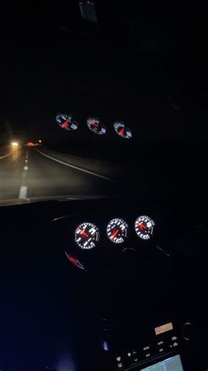 R34 Skyline RB engine and BOV sounds 🎶