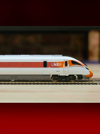 Unboxing the LNER Azuma Train Set: A Beginner's Guide