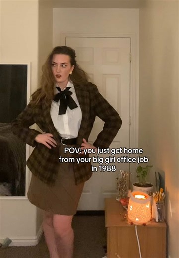 Working Woman Aesthetic of the 80s: A Fashion Journey