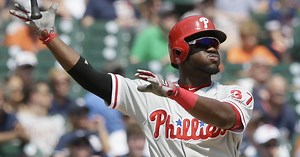 Who are the best players on each local sports team (according to #PhillyRank)?