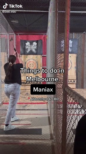 Axe Throwing in Melbourne: Maniax Experience