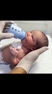 58K views · 1.9K reactions | Mashallah  the cutest little baby in NICU during feeding time . The baby is hungry and lovingly cared for by the nurse 櫓. Such a heart-touching and adorable NICU moment full of love ❤️. #trending #baby #newbornbaby #viralvideo #babycare #fbviralpost2025シ #trandingshorts #medicalstudent #shorts #fbpost #feeding #pandababy #cutebaby #bottlefeeding | Nurse Life | Facebook