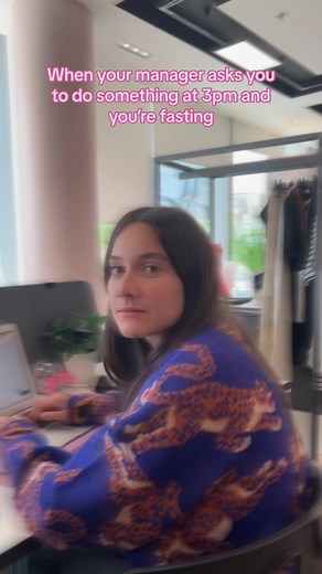 Corporate Office Humor: When Your Manager Asks You for a Favor at 3pm