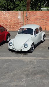 Power parking done right 💪 This Cal-Look lineup is giving serious VW heritage vibes. 📸 James | SCAT Volkswagen