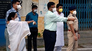 24K views · 525 reactions | Prime Minister Narendra Modi on Saturday spoke to West Bengal chief minister Mamata Banerjee and praised the state's effort against Covid-19. | The Times of India | Facebook