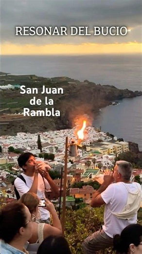 The most magical night of San Juan in Tenerife 🔥 Torchlight and conch shell descent from Mazapé