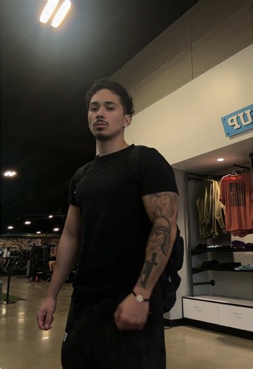 Rom (@rom5oh)’s videos with original sound - lyrx’s