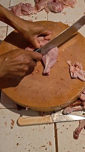 fast debone method #cuttingchicken #cuttingskills #butcher | Agus Triyono