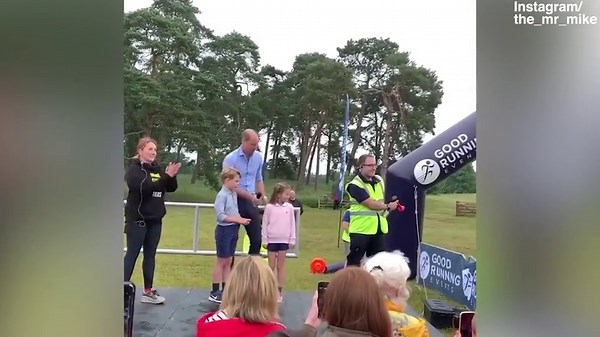 Prince William kickstarts half marathon with help of George and Charlotte