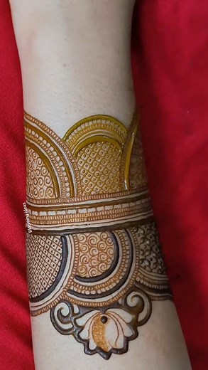 82K views · 853 reactions | Back hand mehndi design ♥️ ♥️ #henna #mehndi #hennadesign #mehndidesign #hennaart #mehndiart | Blooming ideas | Facebook