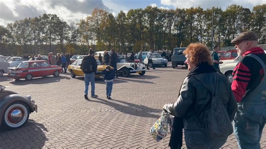 Sweet Caroline Cars on Reels